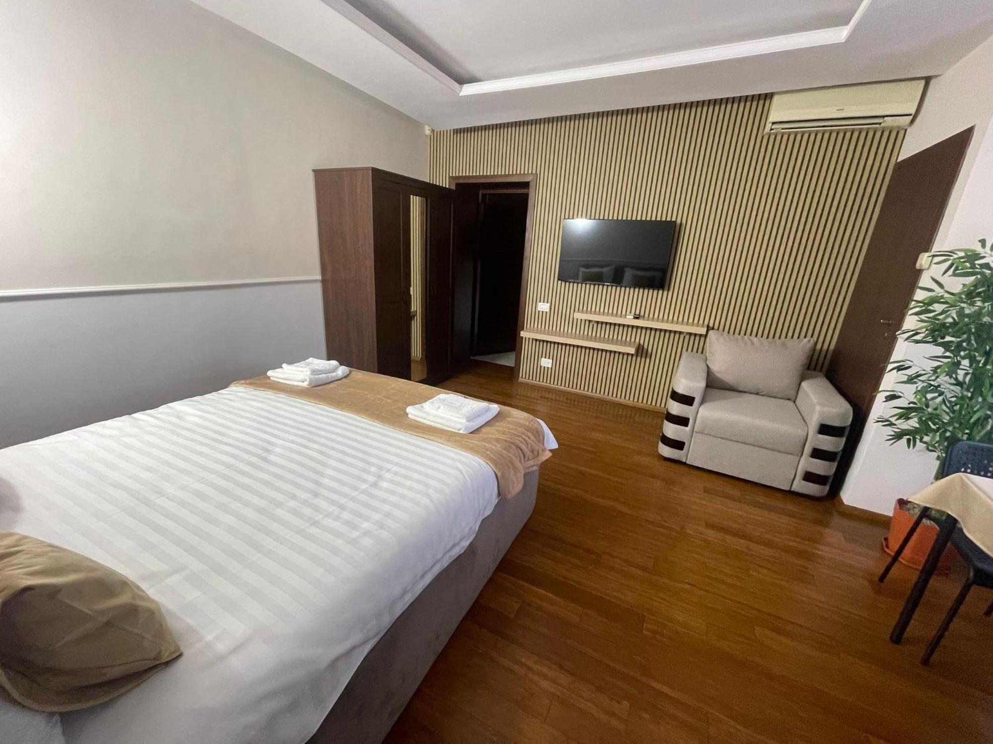 Therme Airport Resort Corbeanca エクステリア 写真