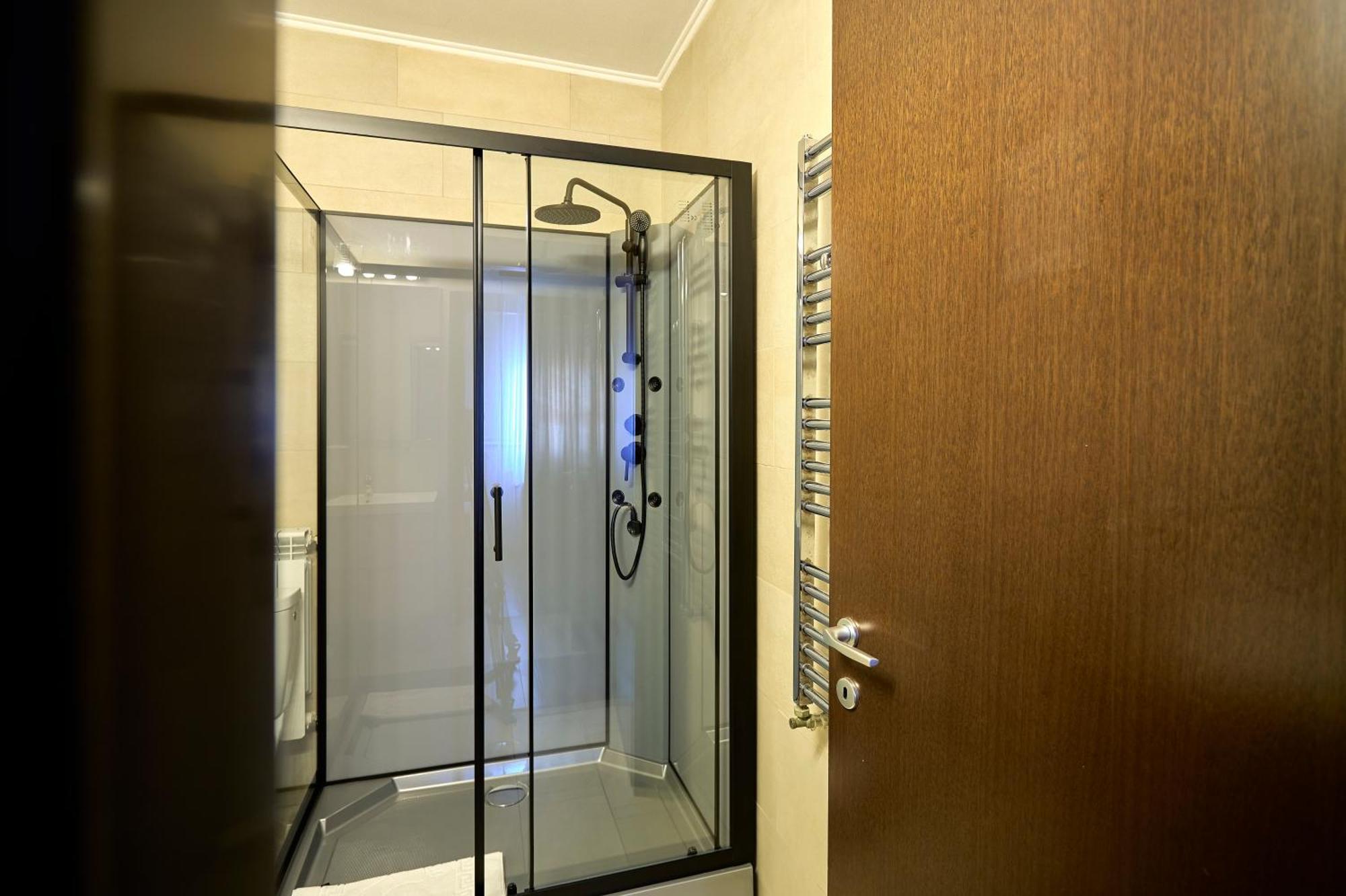 Therme Airport Resort Corbeanca エクステリア 写真