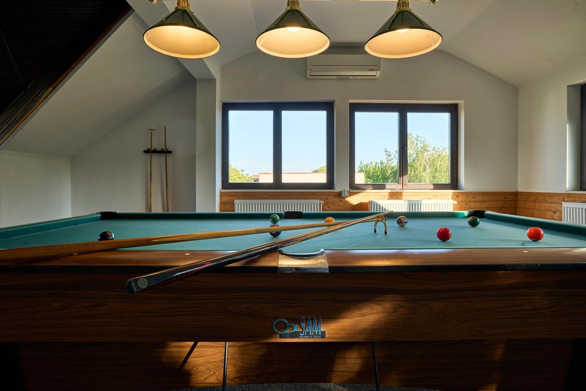 Therme Airport Resort Corbeanca エクステリア 写真