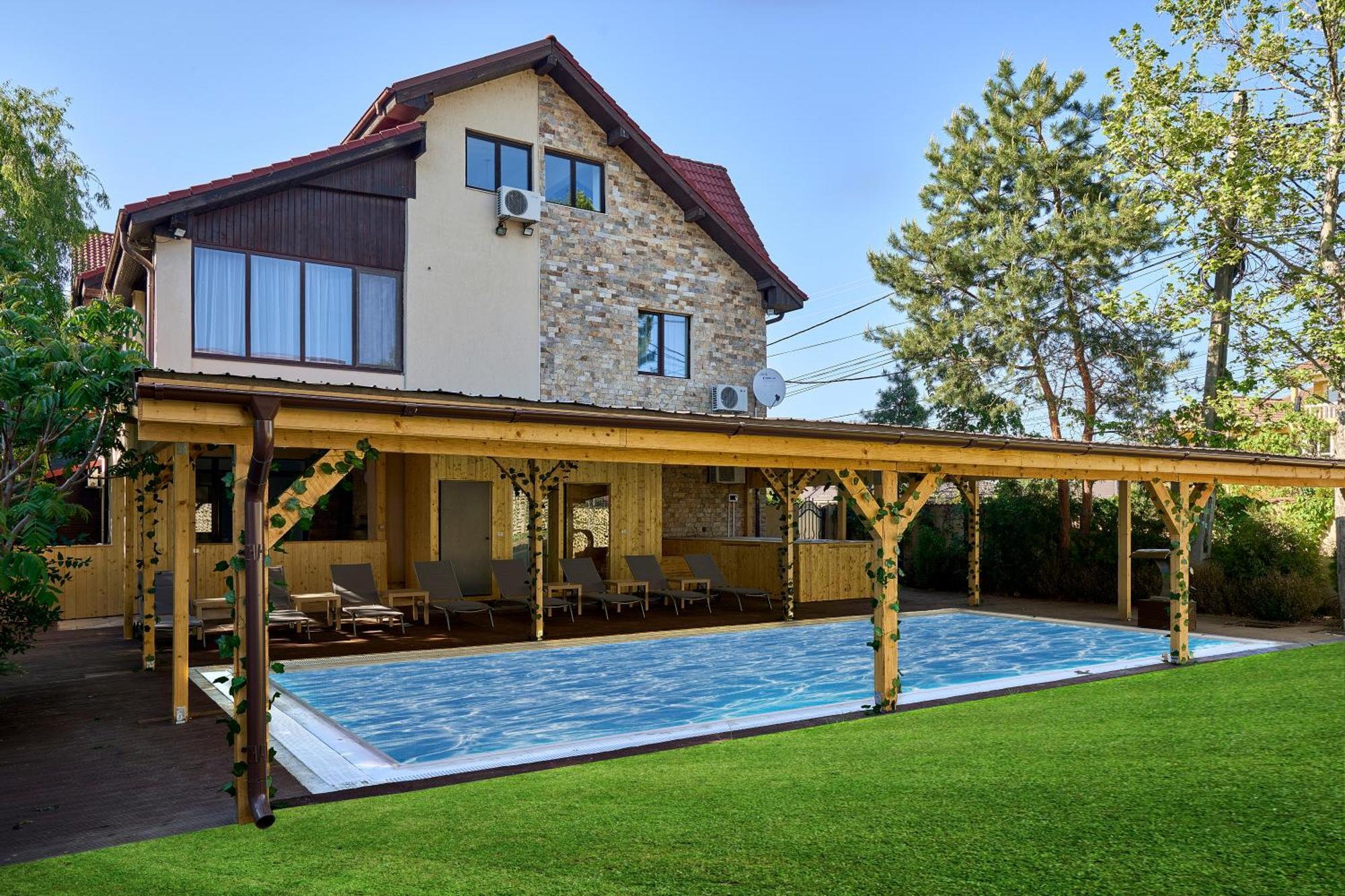 Therme Airport Resort Corbeanca エクステリア 写真